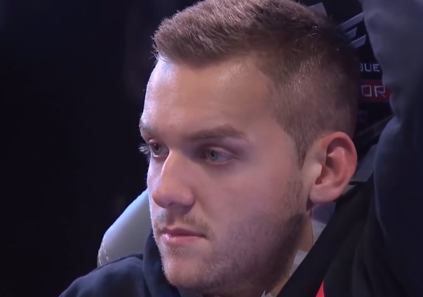 阴间赛程！S12小组赛观赛人数同比去年下降约40%